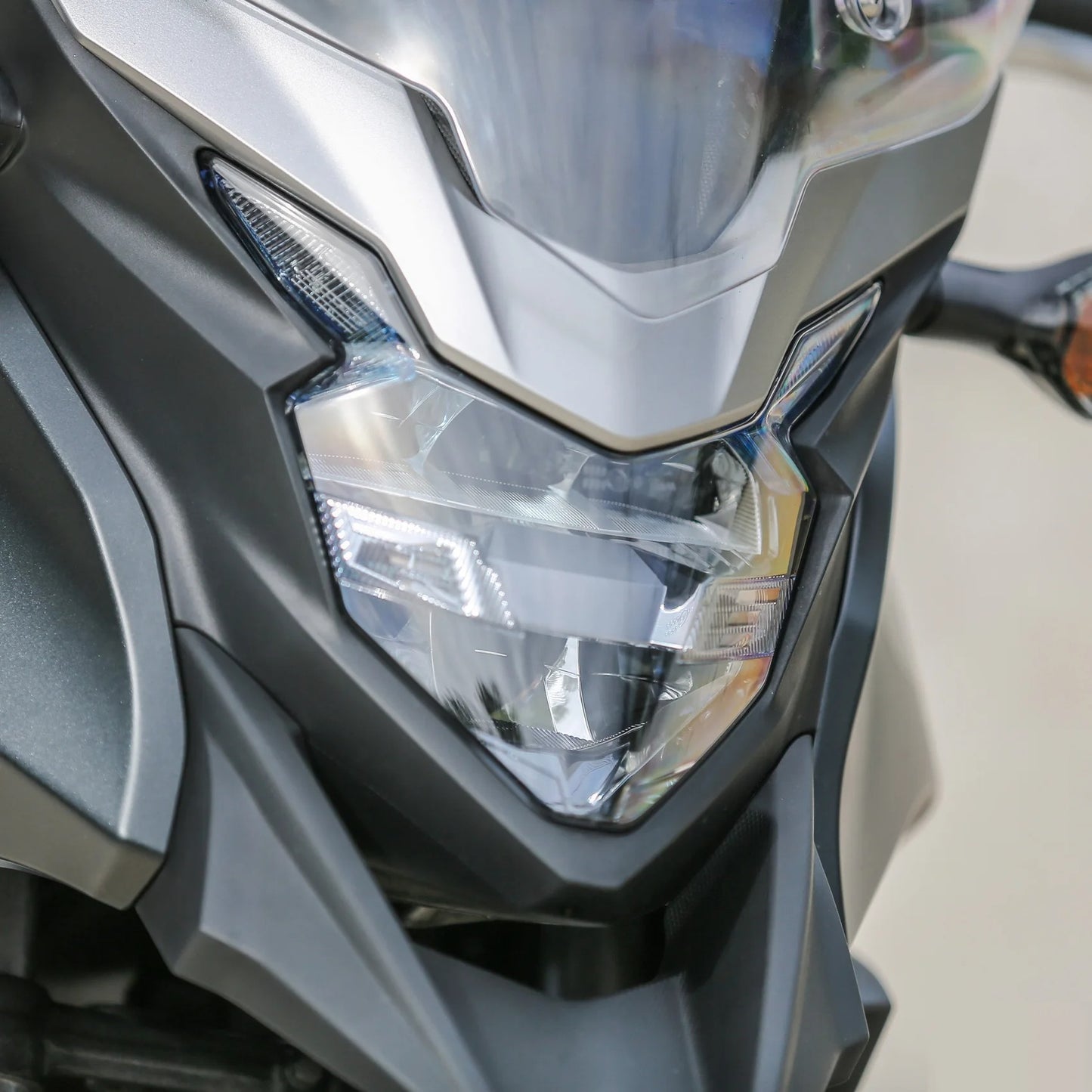 Phare CB750 Hornet